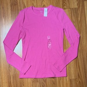 New GAP size MediumPink Long Sleeve Tee